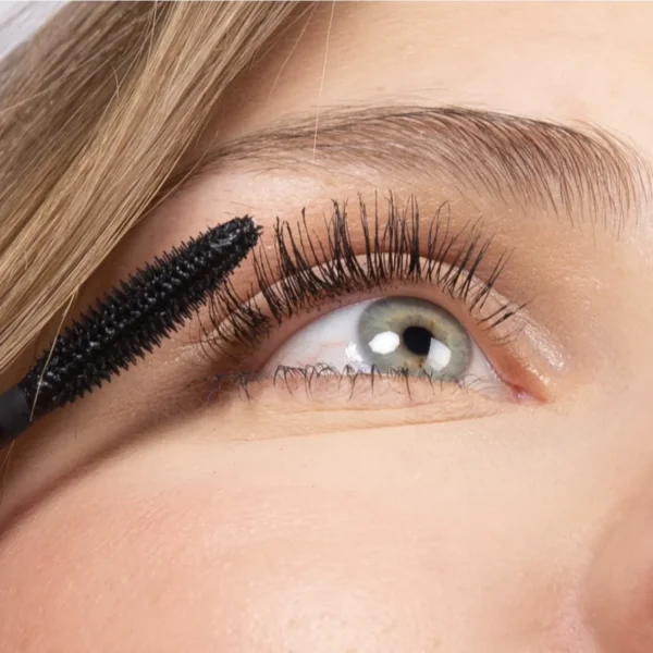 Máscara de pestañas Volume Boost - Charlotte Bio - Imagen 3
